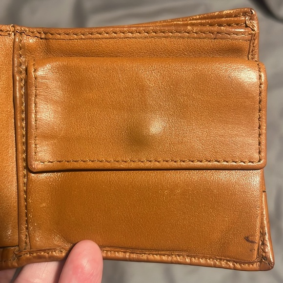 Gucci Authentic Mens leather wallet - Picture 9 of 15